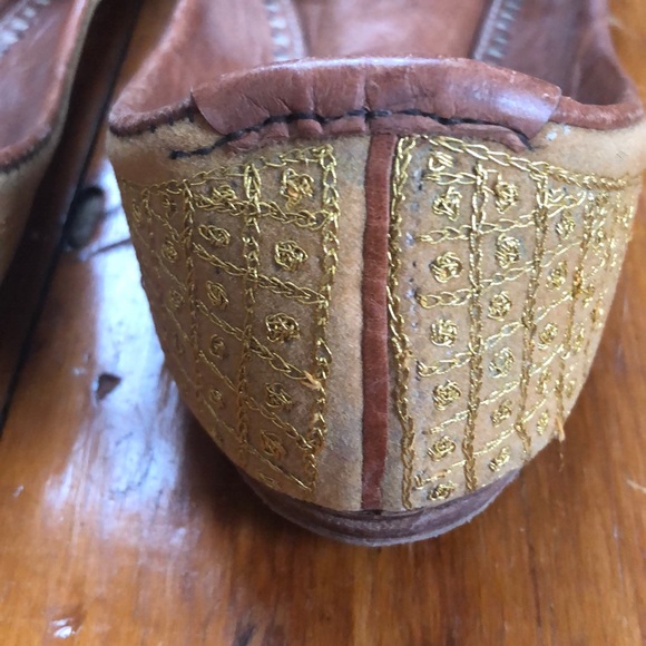 Wedding Shoes/Juttis - Picture 6 of 8